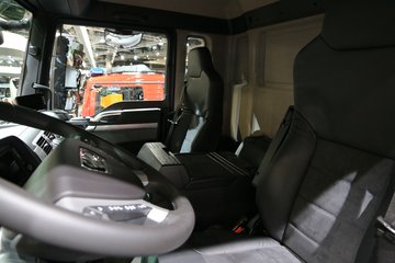 ��(MAN) TGSϵ���ؿ� 460���� 8X6��ж��(TGS35.460)ͼƬ