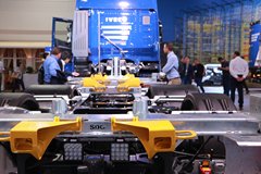 依维柯 Stralis 重卡 460马力 6X2 LNG载货车底盘(AT260S46Y/FS-CM NP)