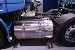 依维柯 New Stralis 重卡 460马力 6X2 LNG牵引车(AS440S46TX)
