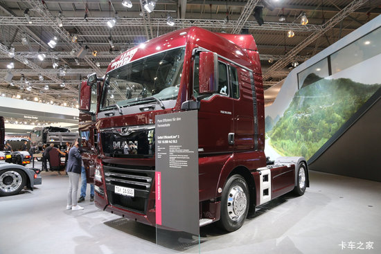 ��(MAN) TGXϵ���ؿ� 500���� 4X2ǣ����(�ͺ�:TGX18.500)