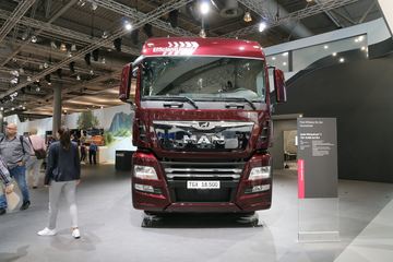 ��(MAN) TGXϵ���ؿ� 500���� 4X2ǣ����(�ͺ�:TGX18.500)ͼƬ