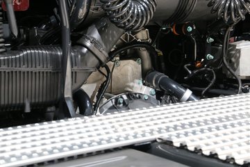 ��(MAN) TGXϵ���ؿ� 500���� 4X2ǣ����(�ͺ�:TGX18.500)ͼƬ