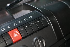 EuroCargo&nbsp;自卸车驾驶室                                               图片