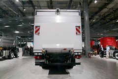 奔驰 新Actros 6X2冷藏车(型号2540L)
