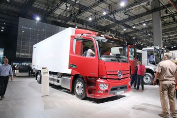 奔驰新Actros 载货车外观                                                图片