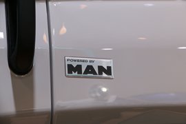 Constellation&nbsp;牵引车外观                                                图片