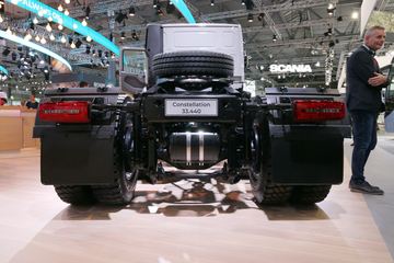 Constellation&nbsp;牵引车外观                                                图片