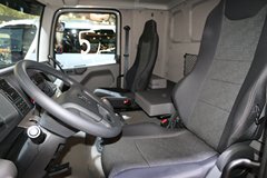 大众 constellation 440马力 6X4 牵引车