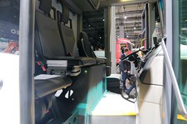 奔驰Econic&nbsp;载货车驾驶室                                               图片