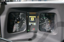 奔驰Econic&nbsp;载货车驾驶室                                               图片