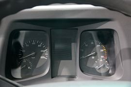 奔驰Econic&nbsp;载货车驾驶室                                               图片