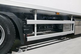 奔驰Econic&nbsp;载货车底盘                                                图片