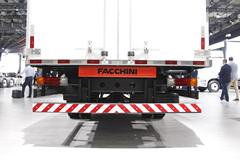 奔驰 Accelo 4X2厢式载货车(型号1016)