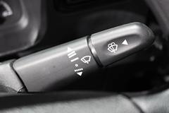 奔驰 Accelo 4X2厢式载货车(型号1016)