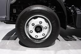 奔驰Accelo&nbsp;载货车底盘                                                图片