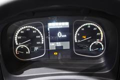 奔驰 Atego中卡 231马力 4X2厢式载货车(型号1223 L nR)