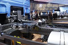 达夫 LF系列重卡 480马力 6X2载货车底盘(XF480) 达夫 LF系列重卡 480马力 6X2载货车底盘(XF480)