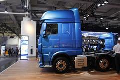 达夫 XF重卡 530马力 6X2牵引车(XF530FTG)