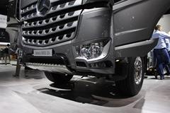 奔驰 新Arocs重卡 510马力 4X2牵引车(型号1851 LS)