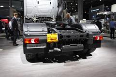 奔驰 新Arocs重卡 510马力 4X2牵引车(型号1851 LS)