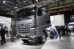 奔驰 新Arocs重卡 510马力 4X2牵引车(型号1851 LS)