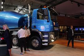 达夫CF&nbsp;混凝土搅拌车外观                                                图片