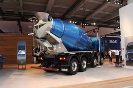 达夫CF&nbsp;混凝土搅拌车外观                                                图片