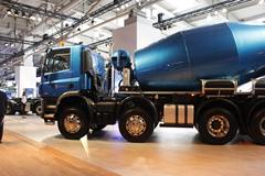 达夫 CF重卡 450马力 8X4混凝土搅拌车(CF450FAD)