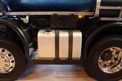 达夫 CF重卡 450马力 8X4混凝土搅拌车(CF450FAD)