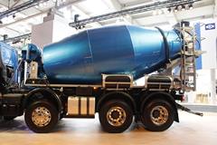 达夫 CF重卡 450马力 8X4混凝土搅拌车(CF450FAD)