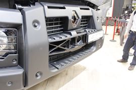 C系&nbsp;牵引车外观                                                图片