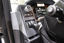 C系&nbsp;牵引车驾驶室                                               图片