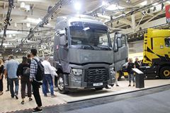 雷诺 T460重卡 460马力 6X2 牵引车(型号T460)