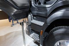 斯堪尼亚 P系列重卡 280马力 4X2载货车(型号P280 B4X2NA)