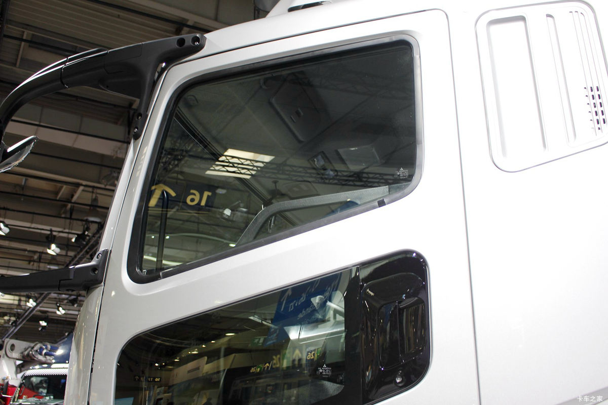  ɣFUSO Super Great 6X2 9.5ʽػ                                                