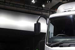 三菱 扶桑FUSO Super Great 6X2 9.5米厢式载货车