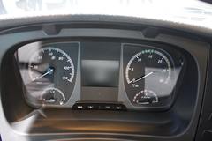 奔驰 Atego 245马力 4X4油罐车(型号1725)