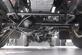 奔驰Atego&nbsp;油罐车底盘图片