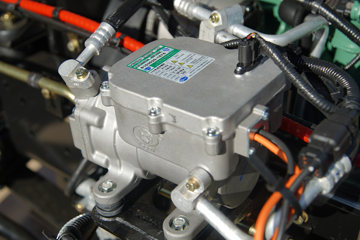 �ൺ��� ��VH�п� �ȷ�� 220���� 4X2 6.75�ײ�դʽ�ػ���(CA5189CCYPK2L2E5A80)ͼƬ