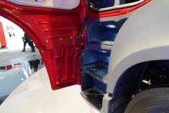 BMC 460马力 4X2牵引车(红色版平顶)