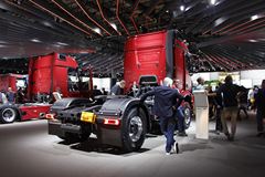 奔驰 新Actros重卡 460马力 4X2牵引车(型号1846 LS)