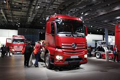 奔驰 新Actros重卡 460马力 4X2牵引车(型号1846 LS)