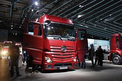 奔驰 新Actros重卡 530马力 4X2牵引车(型号1853 LS nRL)
