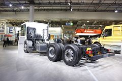 奔驰 Econic SD 300马力 4X2载货车底盘