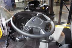 奔驰 Econic SD 300马力 4X2载货车底盘