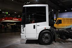 奔驰 Econic SD 300马力 4X2载货车底盘