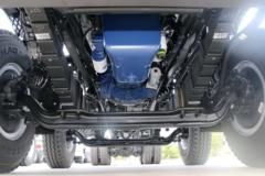 青岛解放 JH6重卡 430马力 8X4 8.8米自卸车