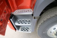 青岛解放 悍V重卡 350马力 8X4 7.4米自卸车(CA3310P1K2L5T4E5A80)