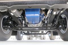 青岛解放 JH6重卡 400马力 8X4 9.5米载货车(CA1310P25K2L7T4E5A80)