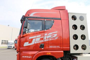 �ൺ��� JH6�ؿ� 430���� 6X4 CNGǣ����ͼƬ